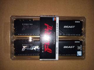   Kingston Fury Beast 32  DDR4 