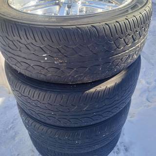 Yokohama Parada Spec-X 285/45 R22 