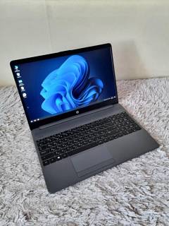 HP 15.6", IPS, Pen Gold, SSD  