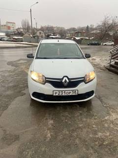  Renault Logan  