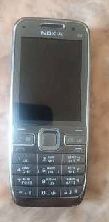 Nokia E52 