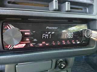  Pioneer MVH-190UB 