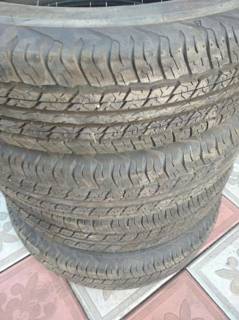  Dunlop grandtrek 195/80/15  