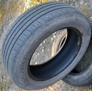 Kumho 215/60R17 1  