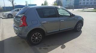  Renault Sandero  