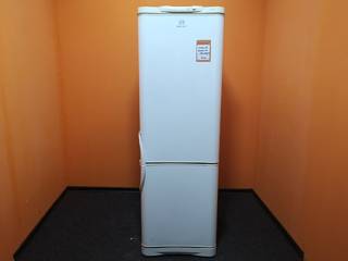  Indesit C138G 018   