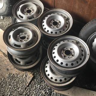      R13 -,, 