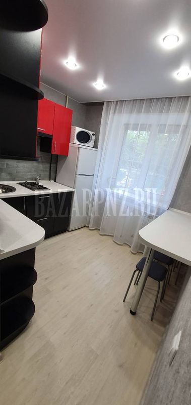 Сдаю 1-комн. кв. ул. Кирова-30 (по суткам). Wi-Fi