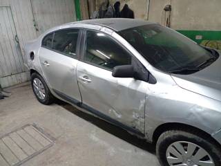  Renault Fluence  