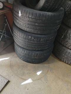 Dunlop SP Sport Maxx 235/45 R17   