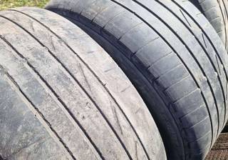  4    Touareg Bridgestone dueler hp sport 265/50 R19 