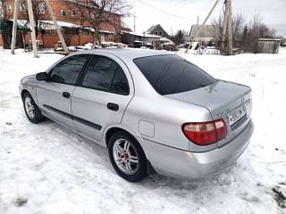  Nissan Almera  