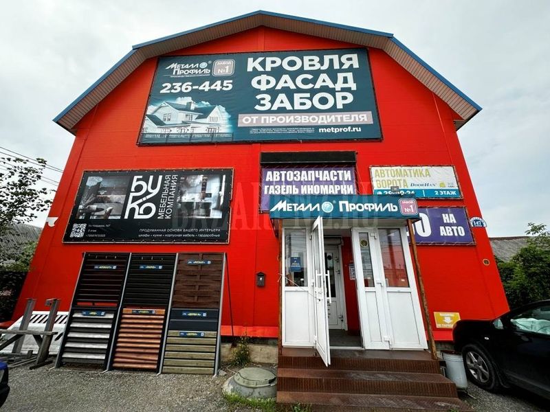 Сдаю помещения пл. 40 и 80 м² здании ул. Чаадаева, 147