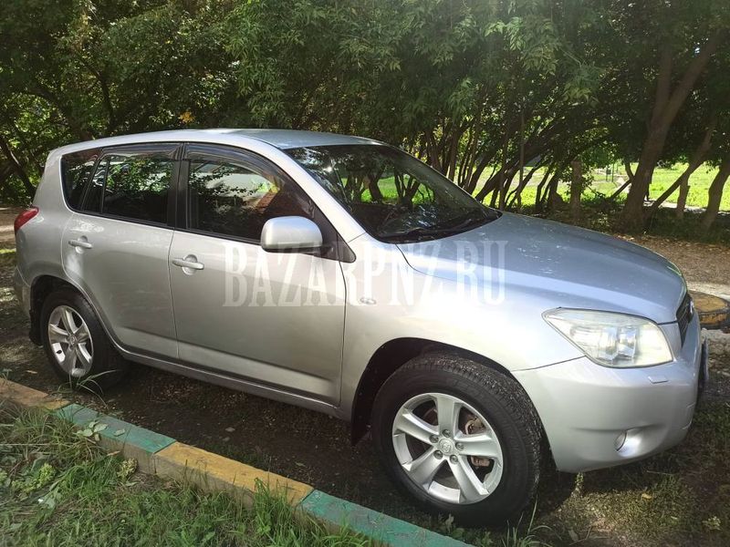 Продаю Toyota RAV 4