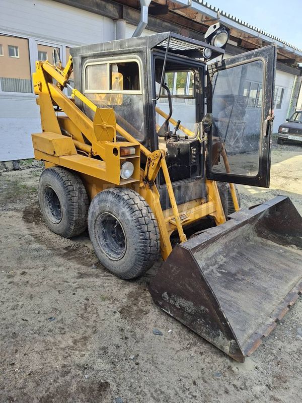 Продам погрузчик мксм 800