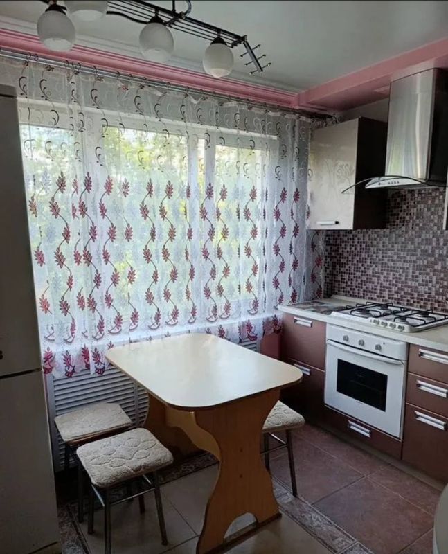 Сдаю 1-комн. кв. на ул. Глазунова,1