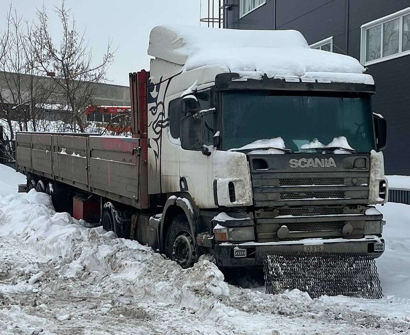 Требуется водитель на фуру Scania P340