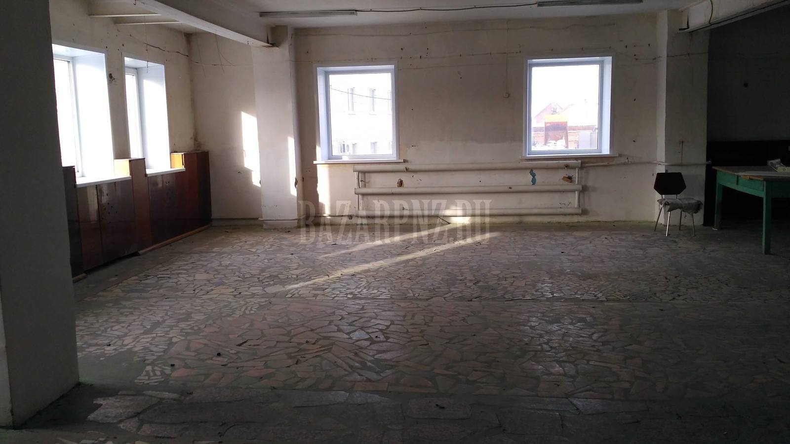 Сдам помещения под склад или производство по ул. Урицкого, 50 и 170 м²