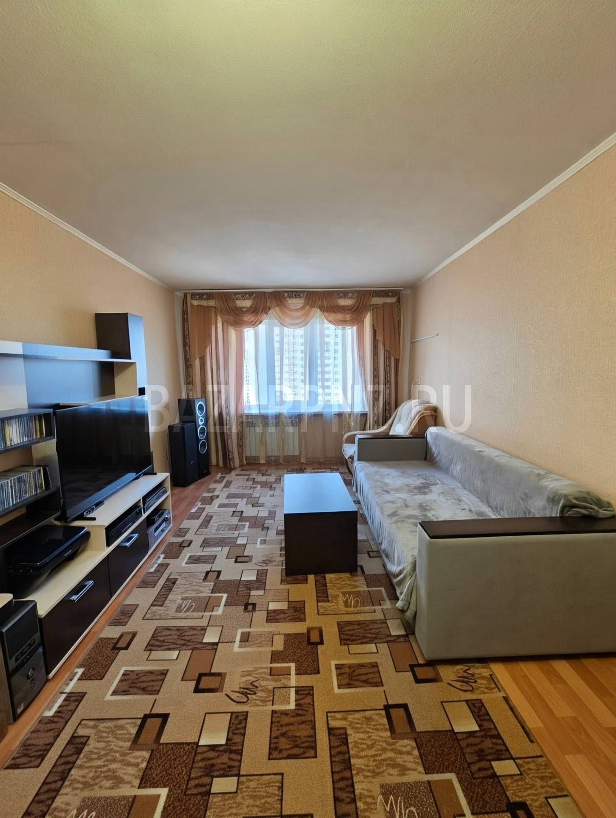 Продаётся 3-комнатная квартира - ул. 8 Марта, 27 Б
