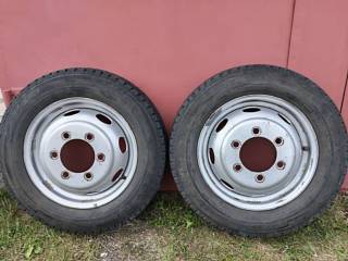 ������ � ����� �� ������ 185/75 R16C Kama Euro-131 (2 ��)