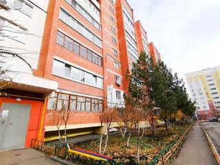 Продаю 2-х комн. квартиру по ул. Пр. Строителей 156 а